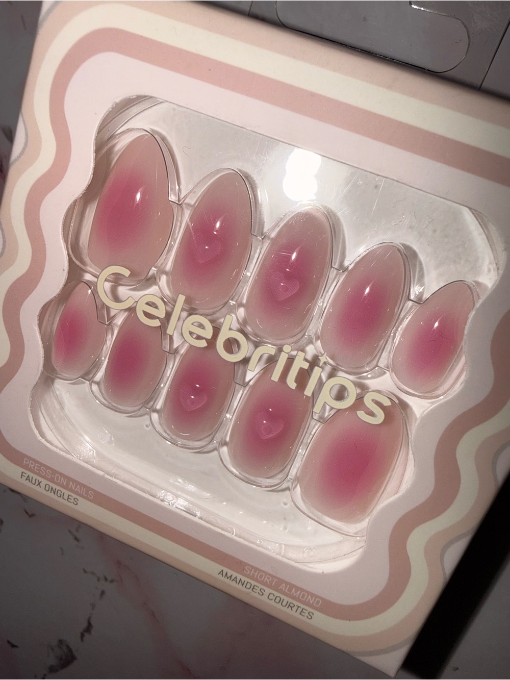 Celebritips SWEETHEART Press-On Nails in Light Pink
